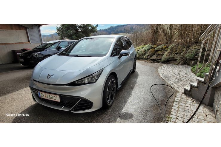 Cupra Born 77kWh e Boost WP HUD Ambiente - Autos - Bild 1