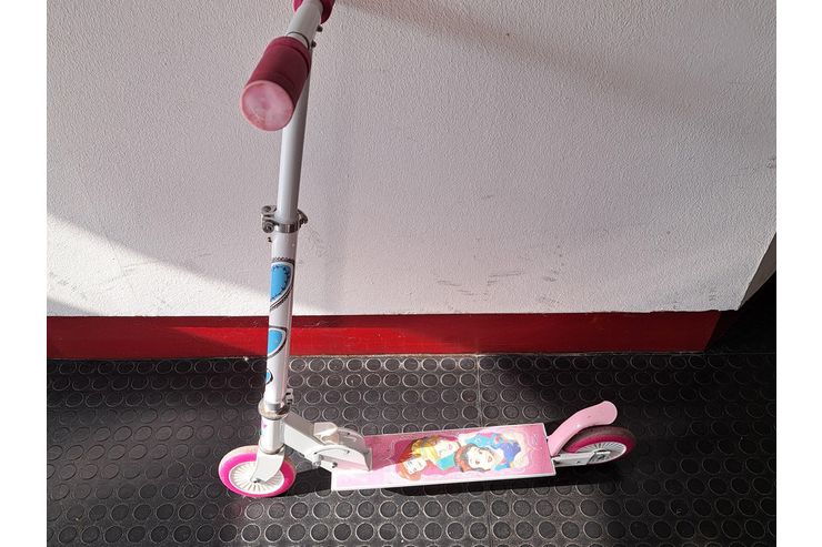 Disney Frozen Scooter - Roller - Bild 1