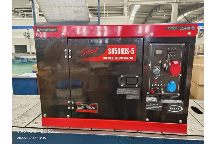 DIESELGENERATOR - Werkstatteinrichtung - Bild 1
