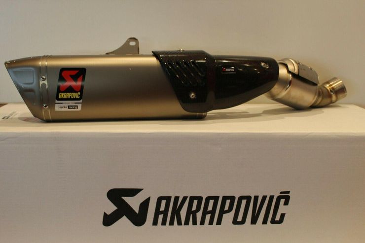 Akrapovic Auspuff Endtopf Aprilia Tuono 1100 - Auspuff - Bild 1