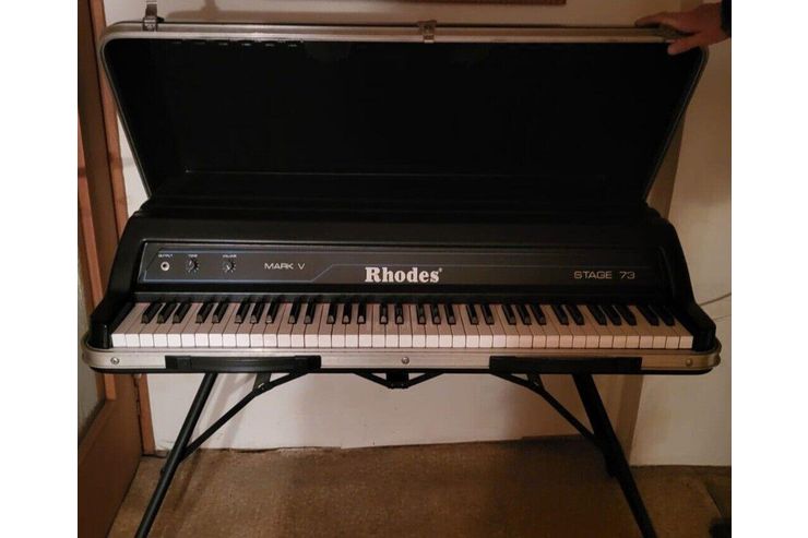 Fender Rhodes Mark V - Keyboards & E-Pianos - Bild 1