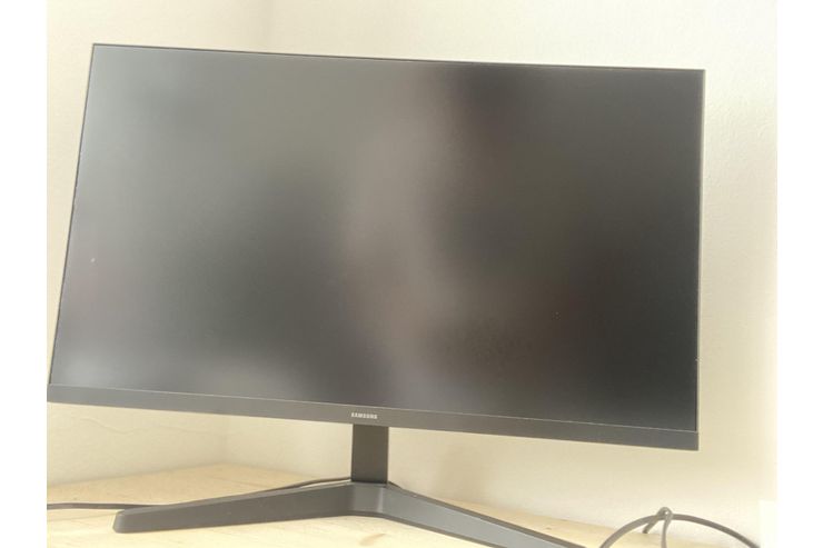 Samsung Essential Monitor S3 27 Zoll - > 21,9 Zoll - Bild 1