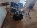 komplettes Schlagzeug Set Hocker u v m - Schlaginstrumente - Bild 2