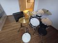 komplettes Schlagzeug Set Hocker u v m - Schlaginstrumente - Bild 3