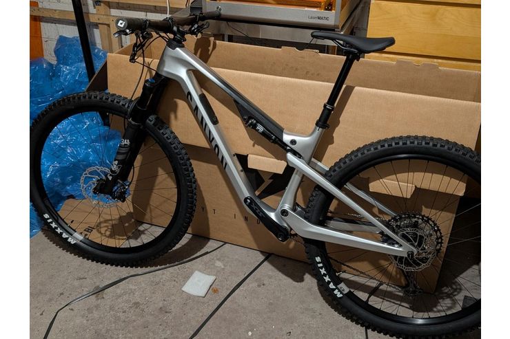 Canyon Lux Trail CF7 Mountainbike - Mountainbikes & Trekkingr�der - Bild 1