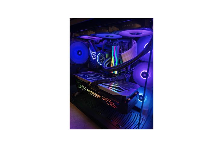 KFA2 GeForce RTX 4090 SG 1 Click OC RGB - Grafikkarten, TV-Schnittkarten & Zubeh�r - Bild 1