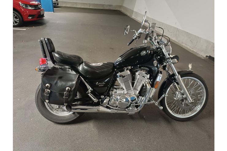 Suzuki - Suzuki - Bild 1