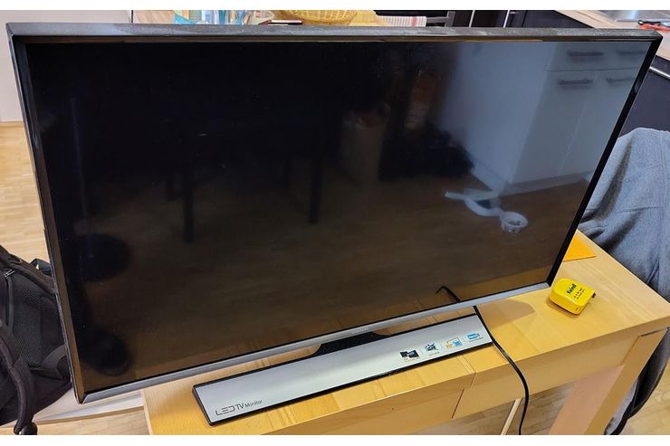Samsung LED TV Monitor 32 Zoll - 25 bis 45 Zoll - Bild 1