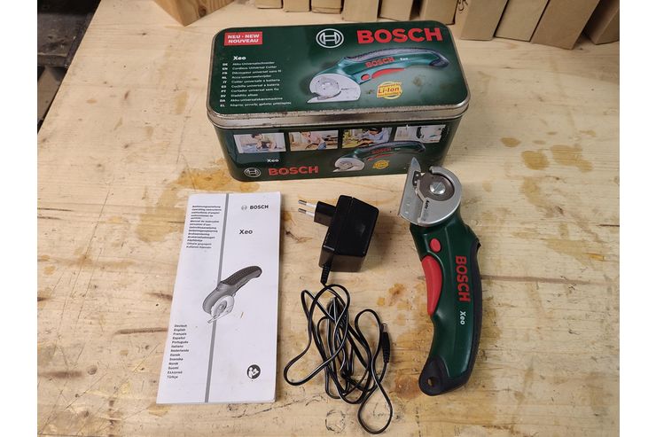 Bosch XEO Akku Universalschneider - S�gen - Bild 1