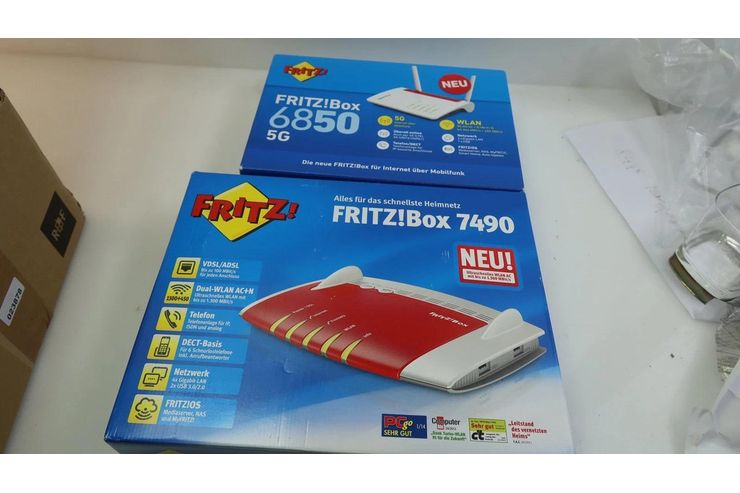 2 x AVM Fritz Box Router 7490 6850 5G - Kabel & Stecker - Bild 1