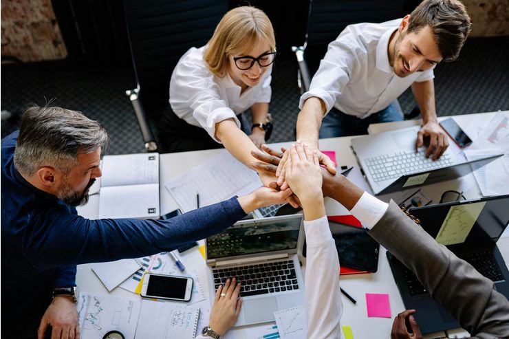 Gesch�ftspartner Projekte gesucht - Wirtschaft, Finanzen & Recht - Bild 1