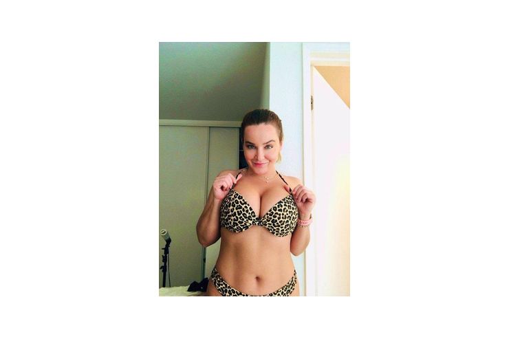 Verf�gbar 4369010278632 - Erotik Escort - Bild 1