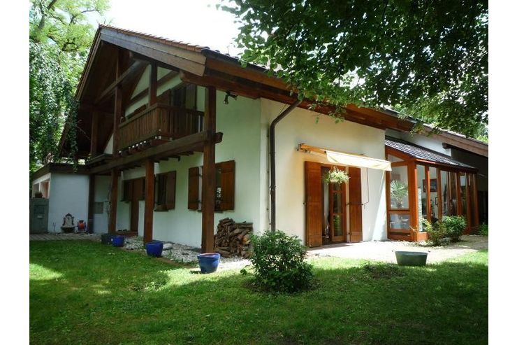 BUCHBERGER Immobilien gro grer familienfreundliches EFH Planegg - Haus kaufen - Bild 1