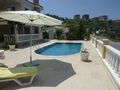 Vollmblierte Luxus Villa Pool Garage Panoramablick - Haus kaufen - Bild 10